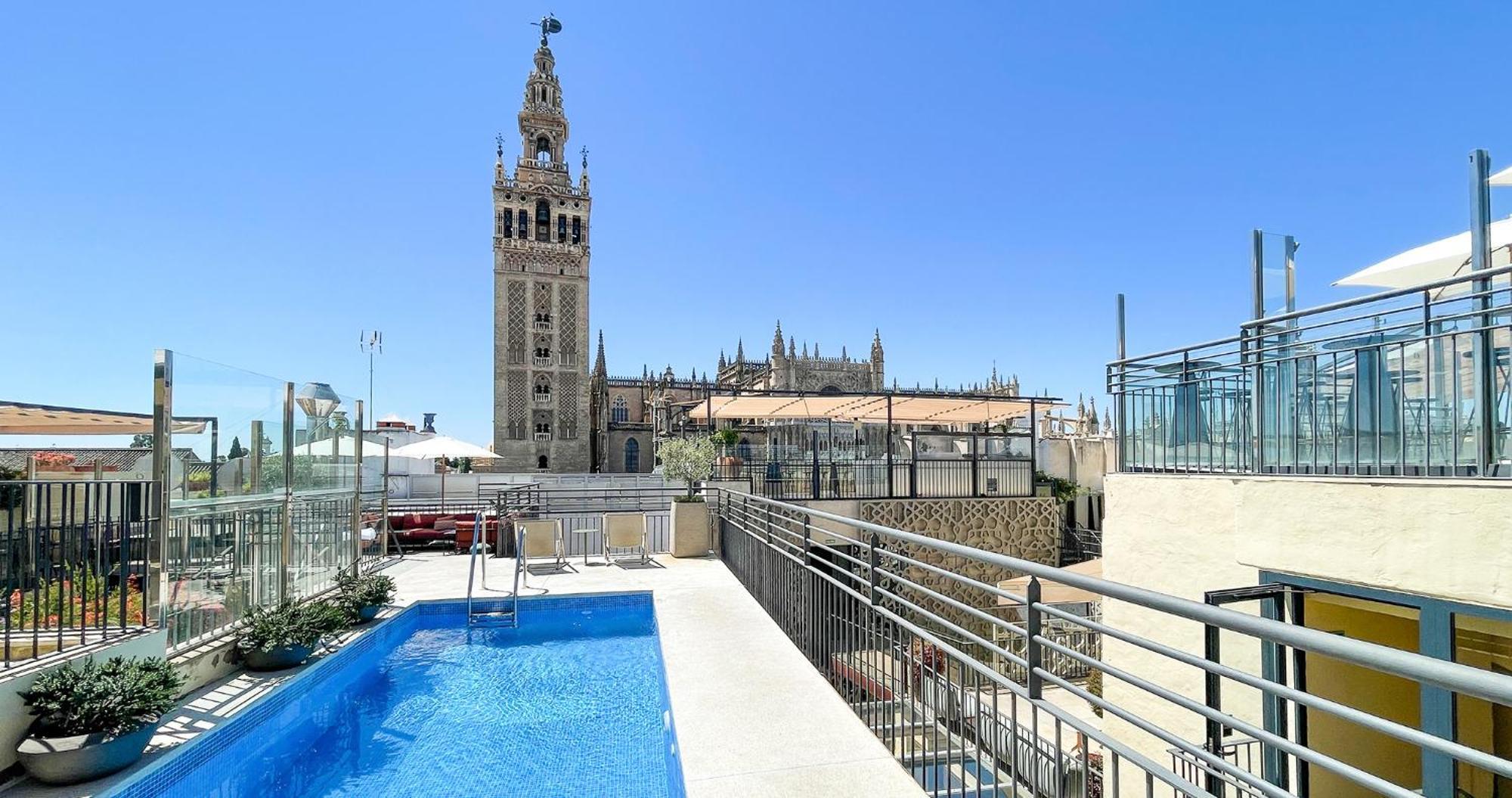 Eme Catedral Mercer Hotel Seville Exterior photo