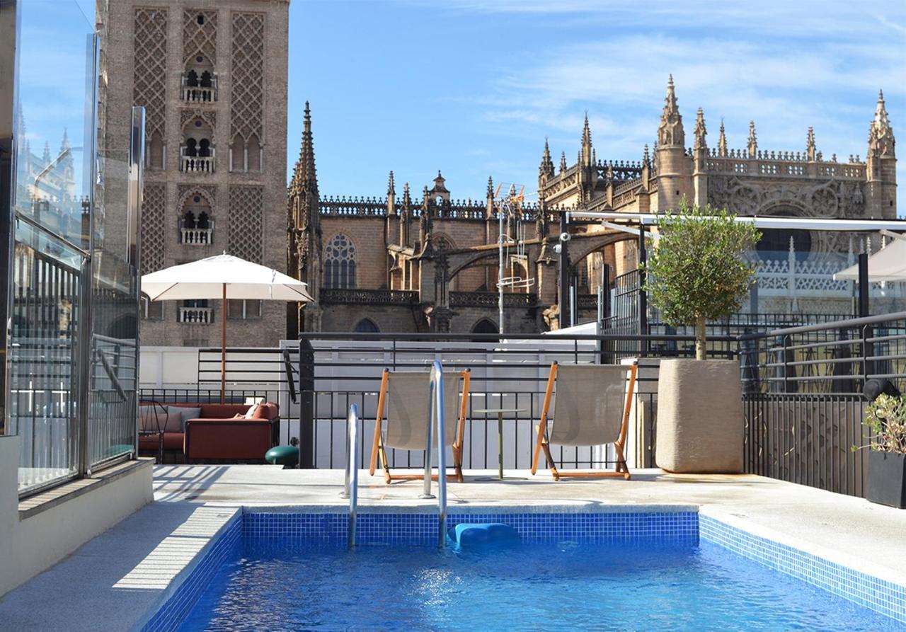 Eme Catedral Mercer Hotel Seville Exterior photo